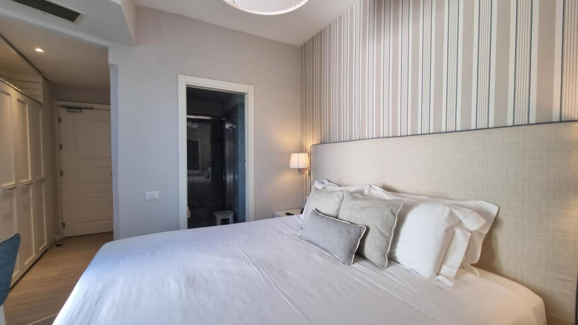 Hotel Plaza Porto Azzurro Phòng bức ảnh