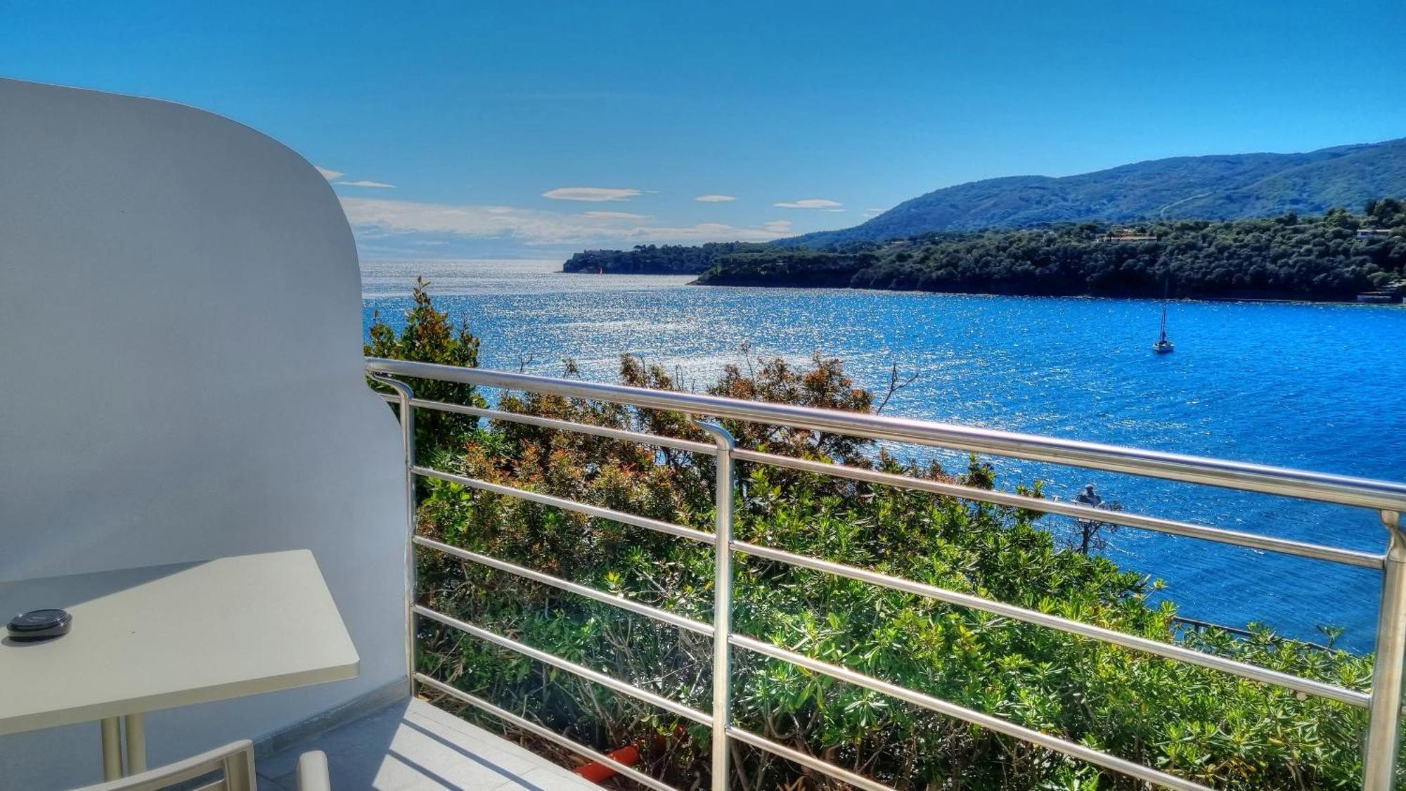 Hotel Plaza Porto Azzurro Phòng bức ảnh