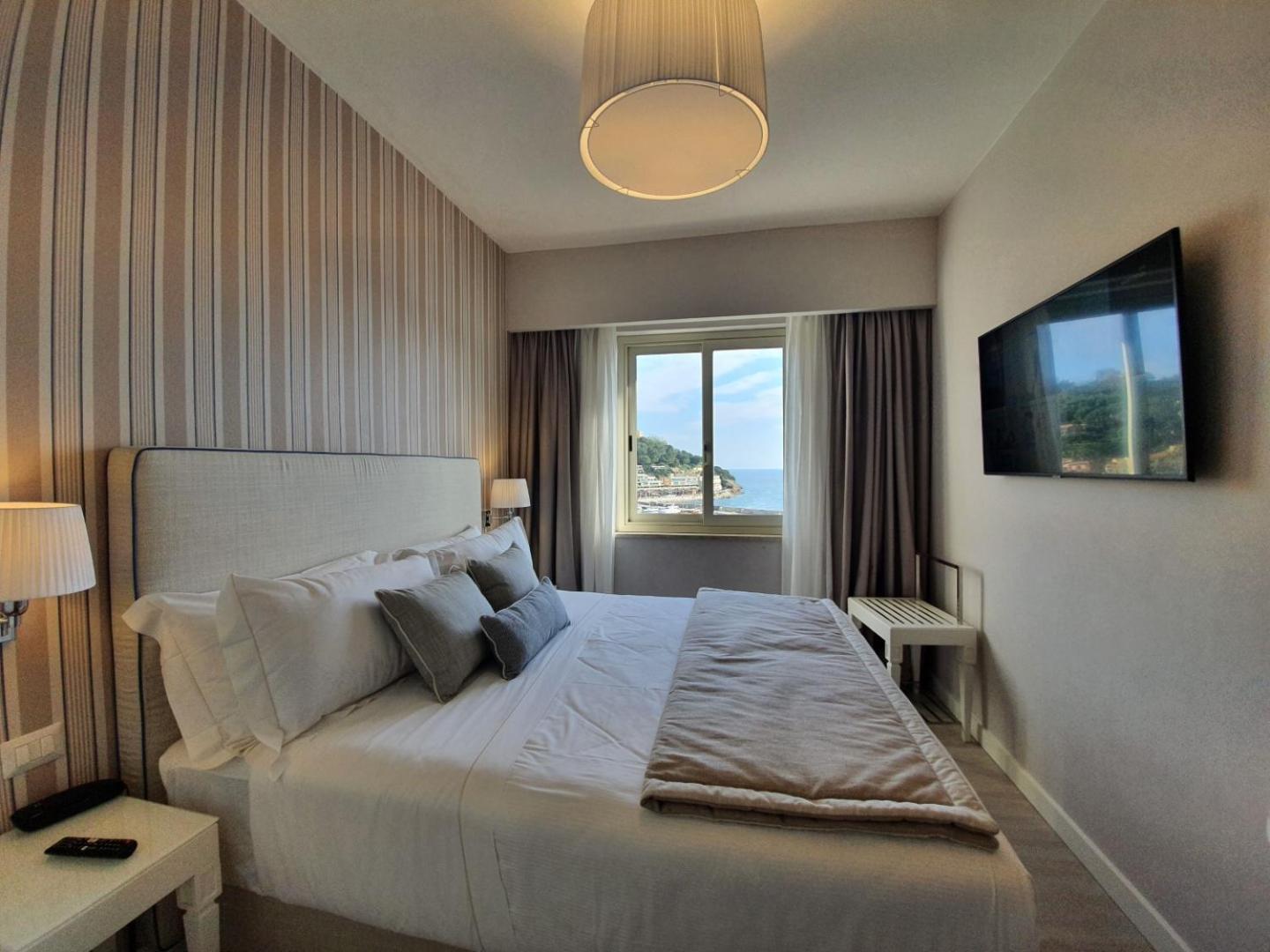 Hotel Plaza Porto Azzurro Phòng bức ảnh